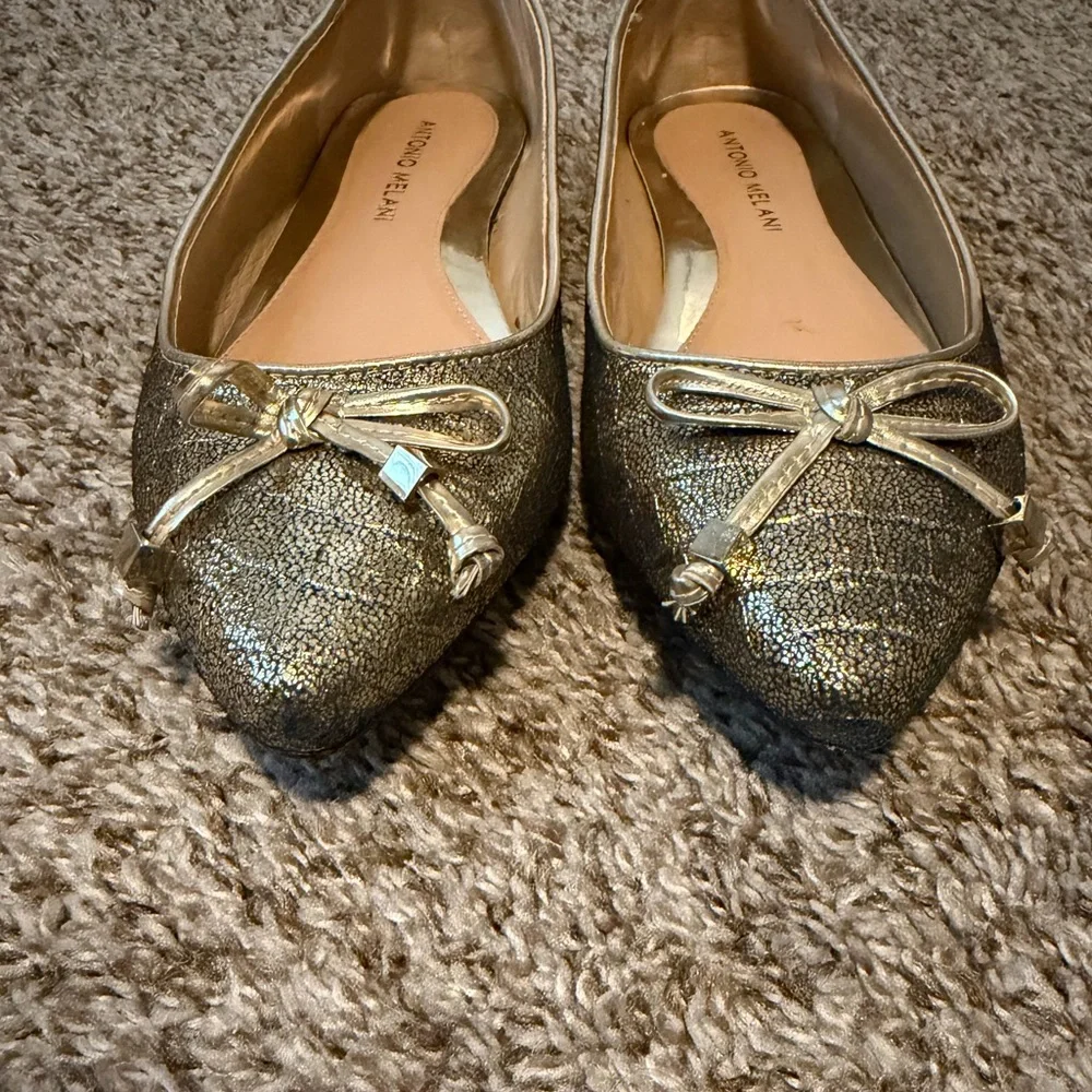 Antonio Melani gold metallic ballet flats size 7.5‎ comfort dressy party work